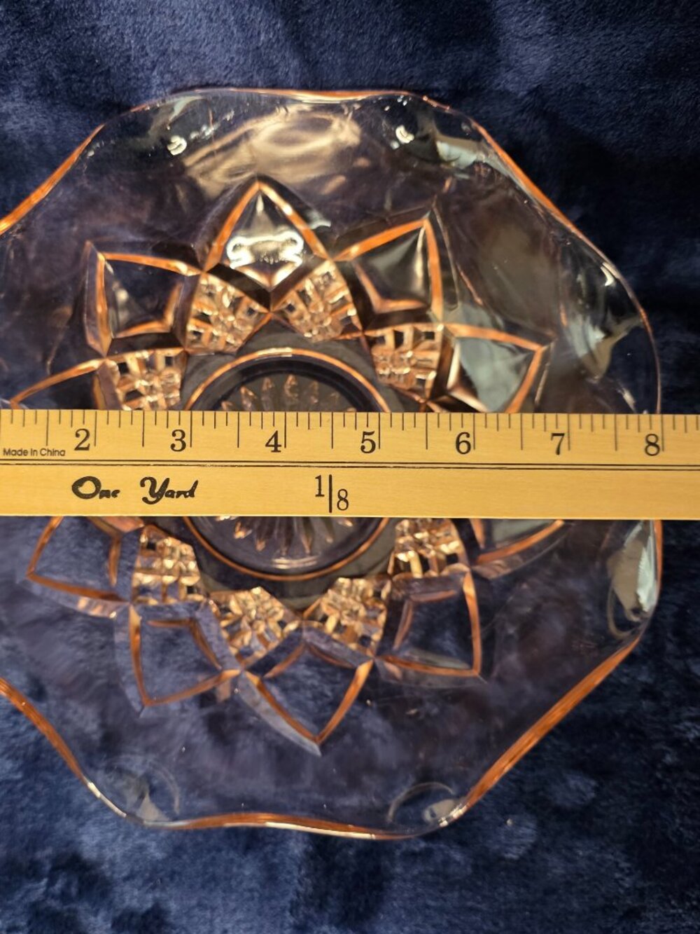 Vintage Hazel-Atlas "Diamond and Arches" 8" Serving Bowl, Pristine Condition - Picture 3 of 4